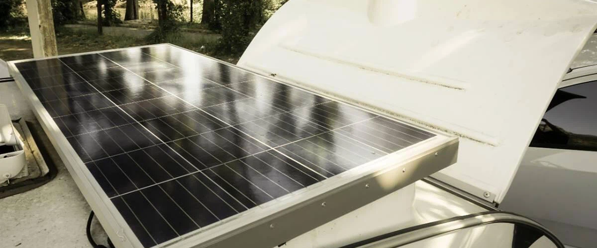 info-Solar panels on RV-1200-500 info-Solar panels on RV-1200-500